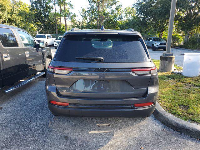 Photo of 2025 Baltic Gray Metallic Clearcoat Jeep Grand Cherokee