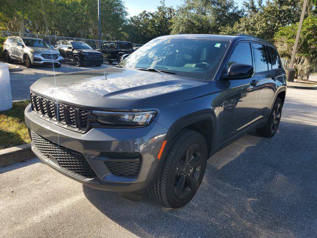 Photo of 2025 Baltic Gray Metallic Clearcoat Jeep Grand Cherokee