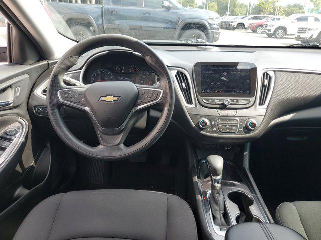 Photo of 2023 Mineral Gray Metallic Chevrolet Malibu