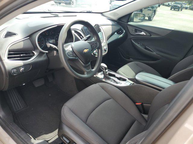 Photo of 2023 Mineral Gray Metallic Chevrolet Malibu