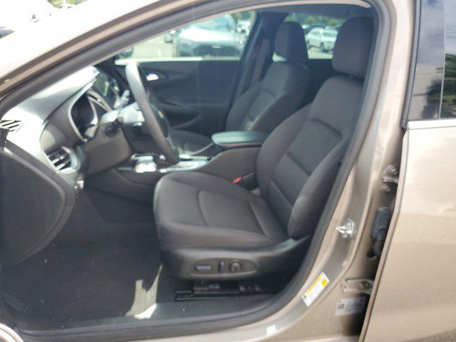 Photo of 2023 Mineral Gray Metallic Chevrolet Malibu