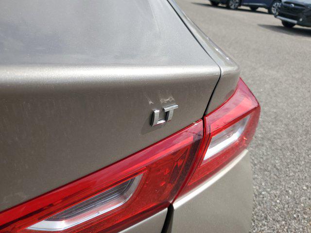 Photo of 2023 Mineral Gray Metallic Chevrolet Malibu
