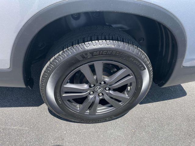 Photo of 2019 Lunar Silver Metallic Honda Ridgeline