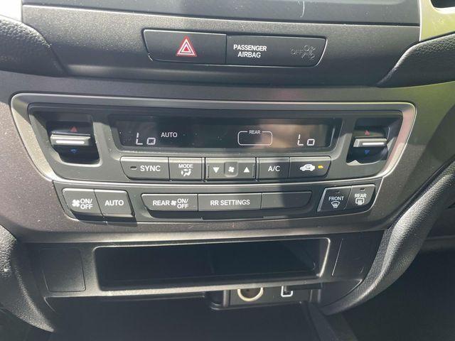 Photo of 2019 Lunar Silver Metallic Honda Ridgeline