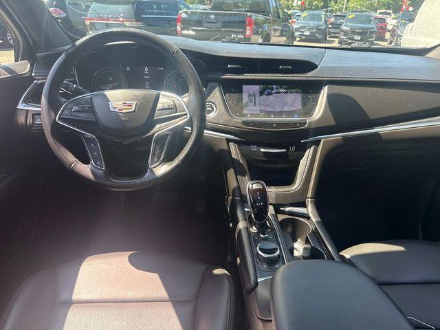 Photo of 2021 Dark Moon Blue Metallic Cadillac XT5