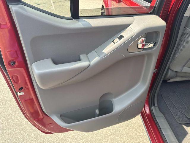 Photo of 2019 Cayenne Red Metallic Nissan Frontier