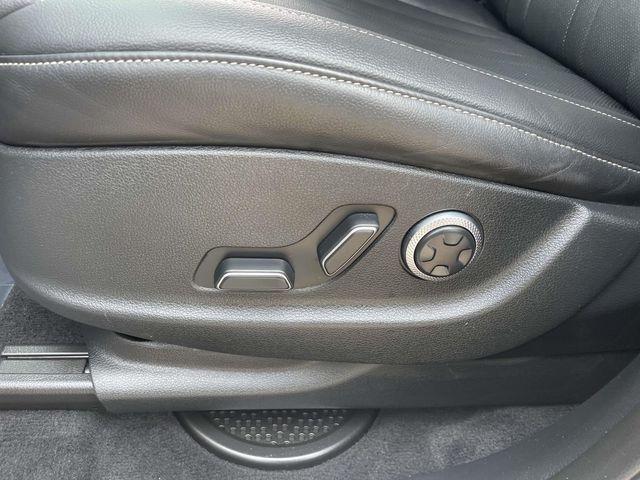 Photo of 2024 Silver Genesis GV80