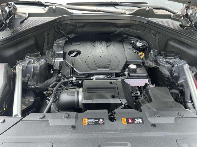 Photo of 2024 Silver Genesis GV80
