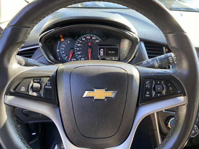Photo of 2022 Shadow Gray Metallic Chevrolet Trax