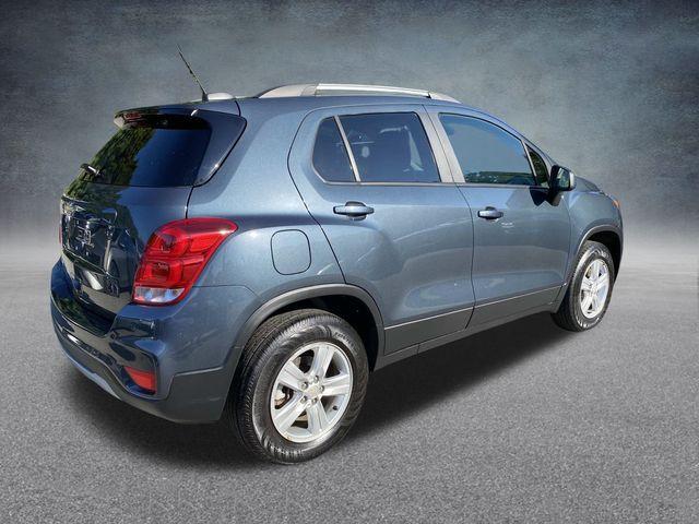 Photo of 2022 Shadow Gray Metallic Chevrolet Trax
