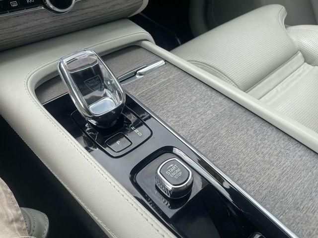 Photo of 2023 Denim Blue Metallic Volvo XC90
