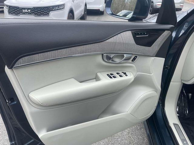Photo of 2023 Denim Blue Metallic Volvo XC90