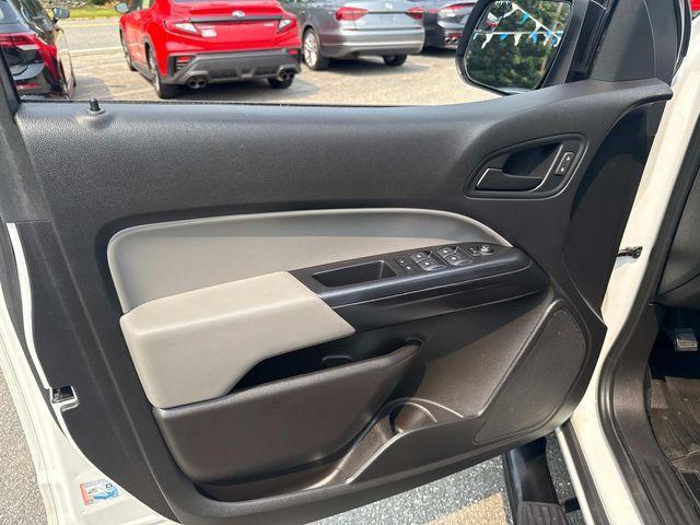 Photo of 2021 Summit White Chevrolet Colorado