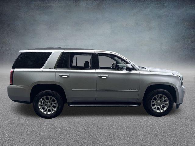 Photo of 2018 Quicksilver Metallic GMC Yukon