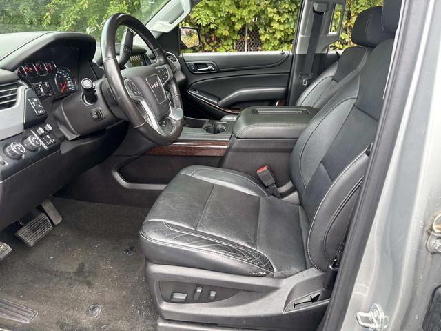 Photo of 2018 Quicksilver Metallic GMC Yukon