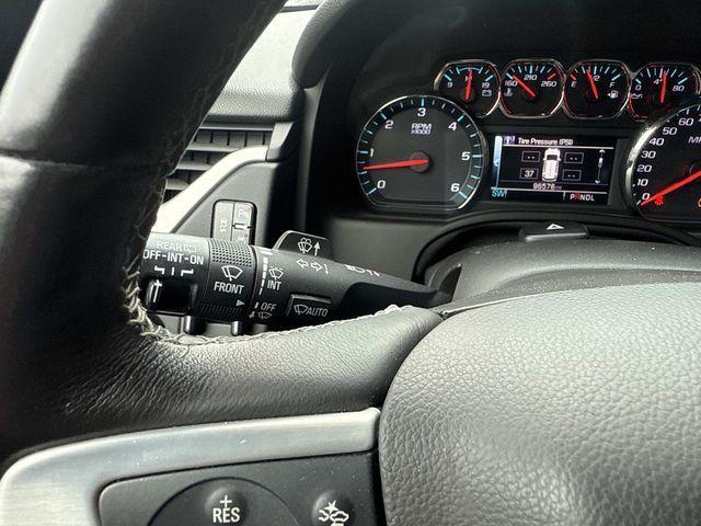 Photo of 2018 Quicksilver Metallic GMC Yukon