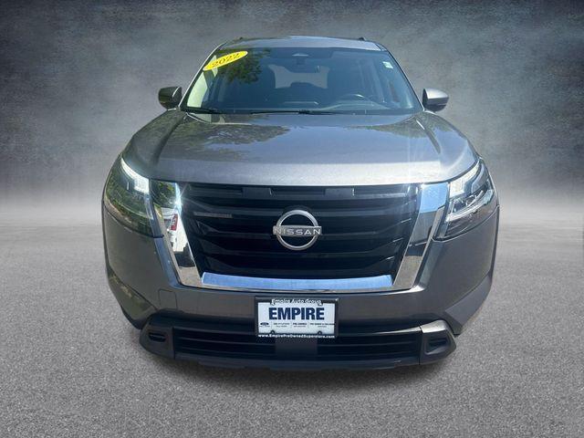 Photo of 2022 Gun Metallic Nissan Pathfinder