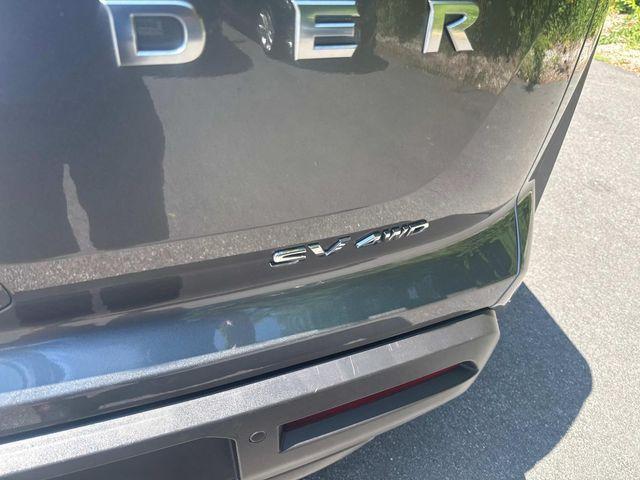Photo of 2022 Gun Metallic Nissan Pathfinder
