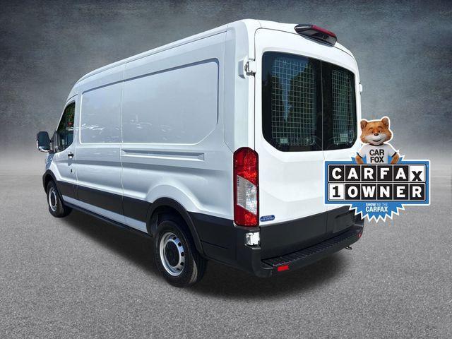 Photo of 2021 Oxford White Ford Transit-250