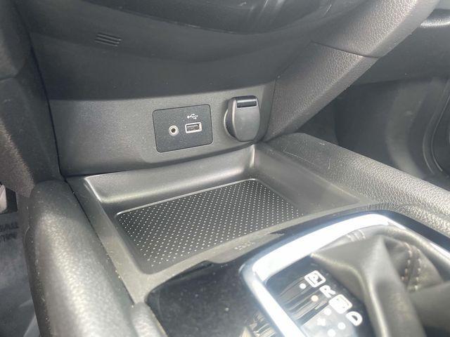 Photo of 2018 Magnetic Black Nissan Rogue