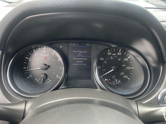 Photo of 2018 Magnetic Black Nissan Rogue