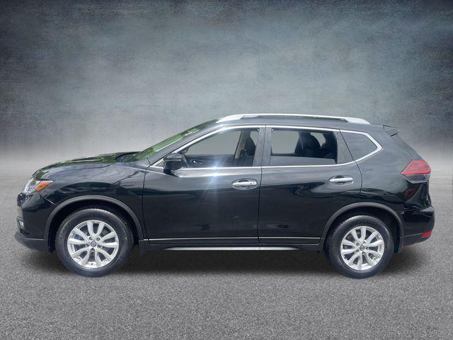 Photo of 2018 Magnetic Black Nissan Rogue