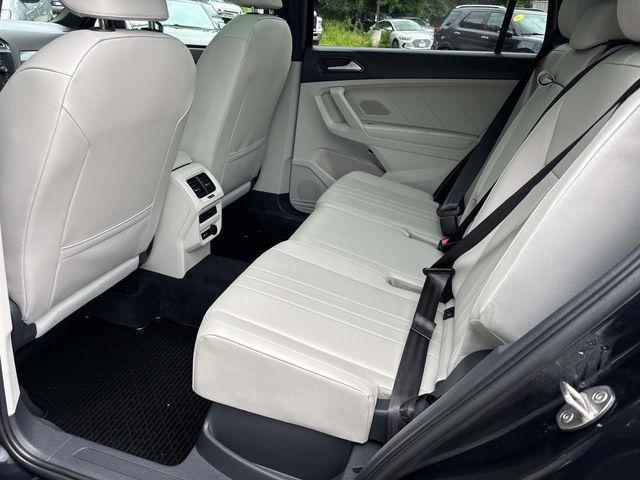 Photo of 2022 Deep Black Pearl Effect Volkswagen Tiguan