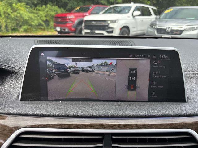 Photo of 2020 Black Sapphire Metallic BMW 750
