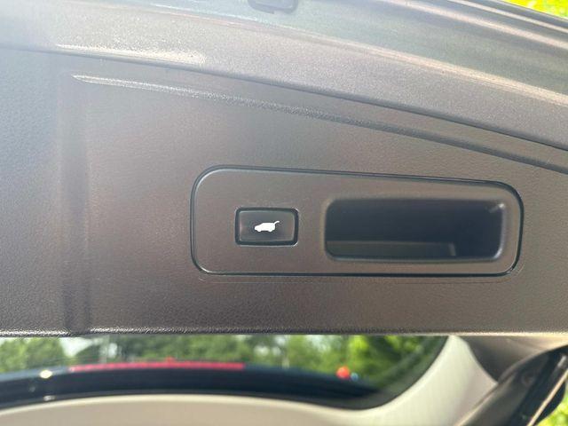 Photo of 2019 Gray Acura MDX