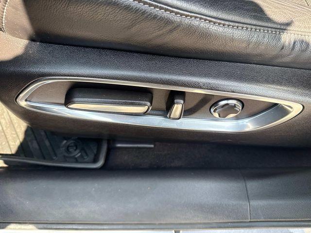 Photo of 2019 Gray Acura MDX