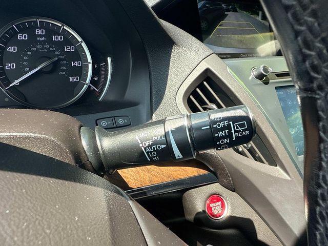 Photo of 2019 Gray Acura MDX