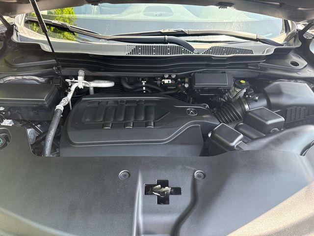 Photo of 2019 Gray Acura MDX