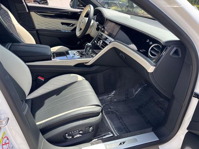 Photo of 2024  Bentley Flying Spur
