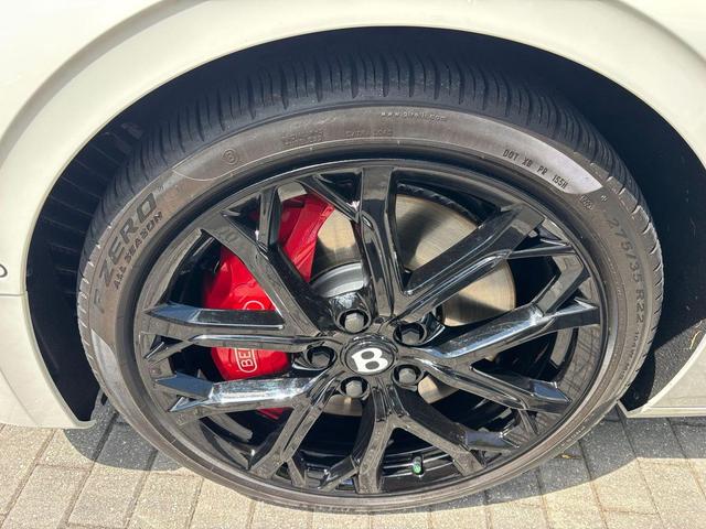 Photo of 2024  Bentley Flying Spur