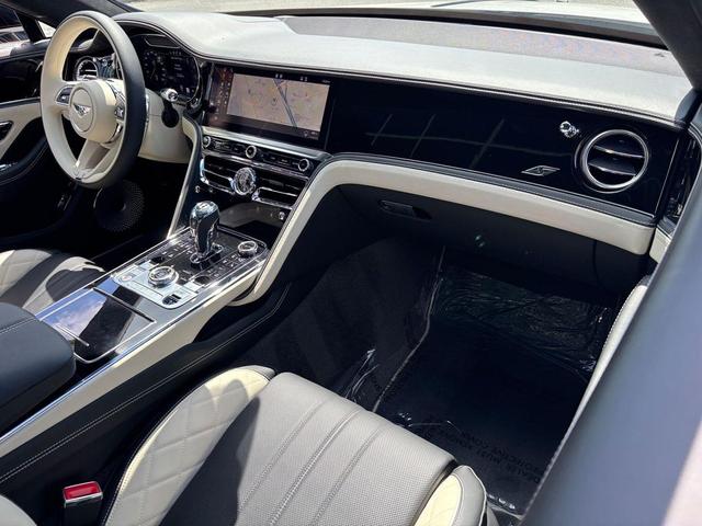 Photo of 2024  Bentley Flying Spur