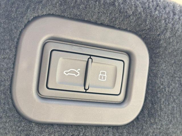 Photo of 2024  Bentley Flying Spur
