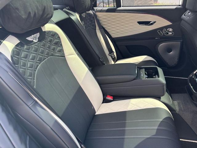 Photo of 2024  Bentley Flying Spur