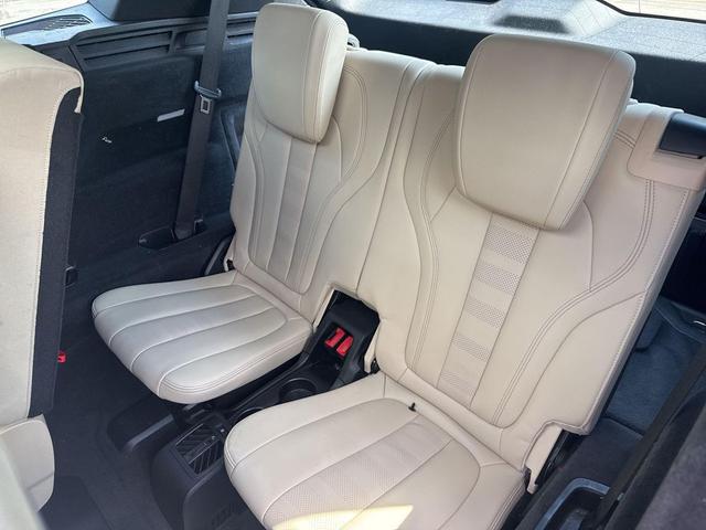 Photo of 2022 White Metallic BMW X5