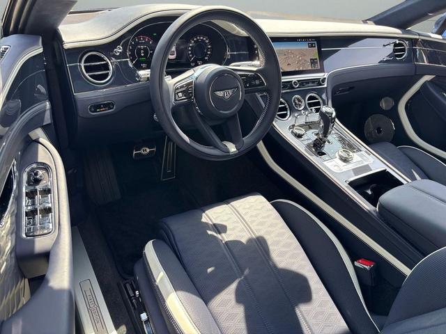 Photo of 2025 Sapphire Bentley Continental GT