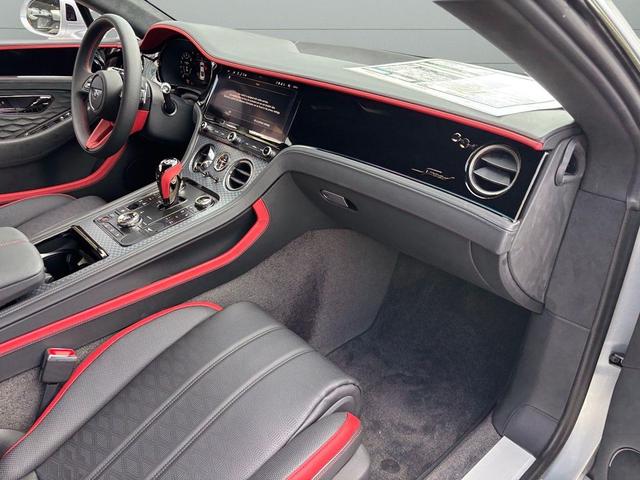 Photo of 2025 Moonbeam Bentley Continental GT