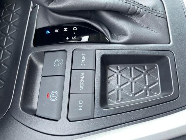 Photo of 2025 Midnight Black Metallic Toyota RAV4