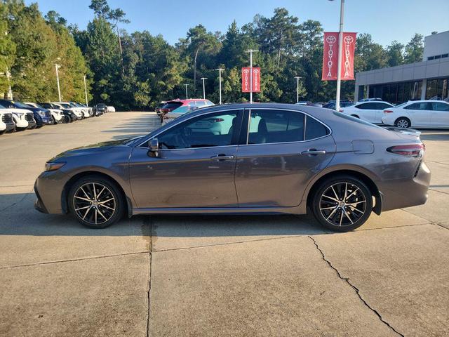 Photo of 2024 Predawn Gray Mica Toyota Camry