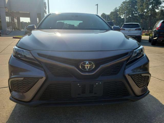 Photo of 2024 Predawn Gray Mica Toyota Camry