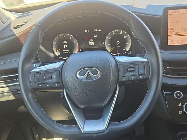Photo of 2023 Majestic White INFINITI QX60