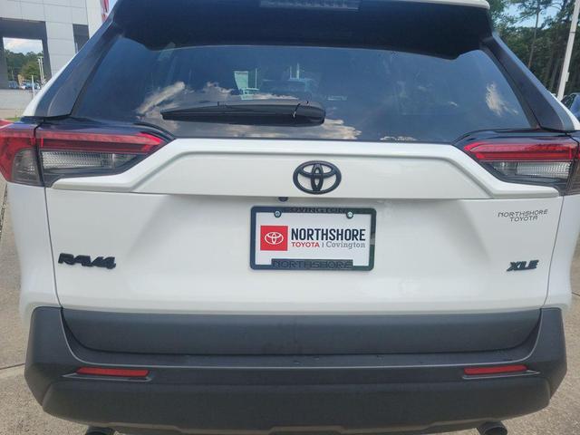 Photo of 2024 Ice Cap Toyota RAV4