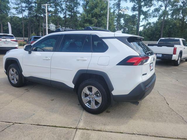 Photo of 2024 Ice Cap Toyota RAV4