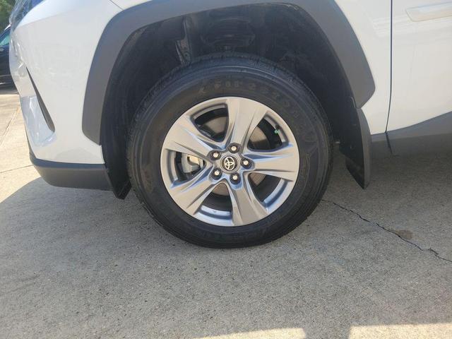 Photo of 2024 Ice Cap Toyota RAV4