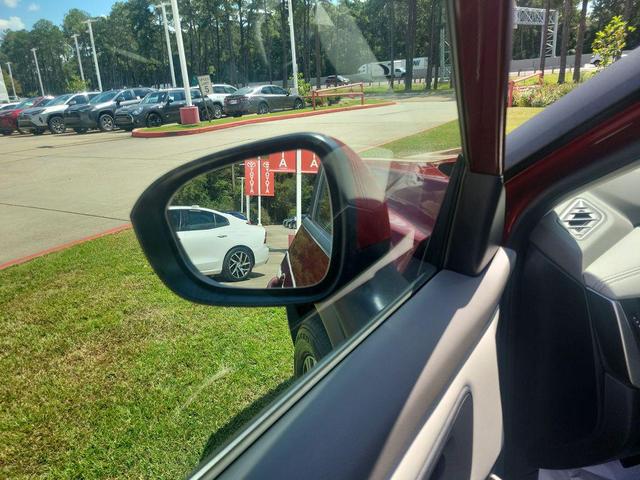 Photo of 2023 Scarlet Ember Tintcoat Nissan Rogue