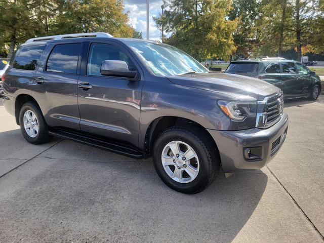 Photo of 2018 Magnetic Gray Metallic Toyota Sequoia
