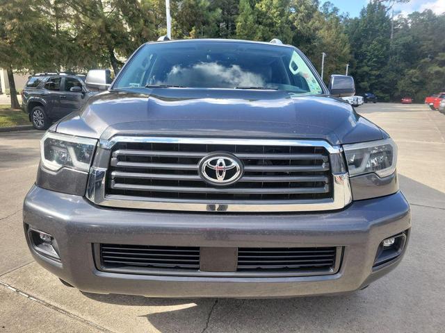 Photo of 2018 Magnetic Gray Metallic Toyota Sequoia